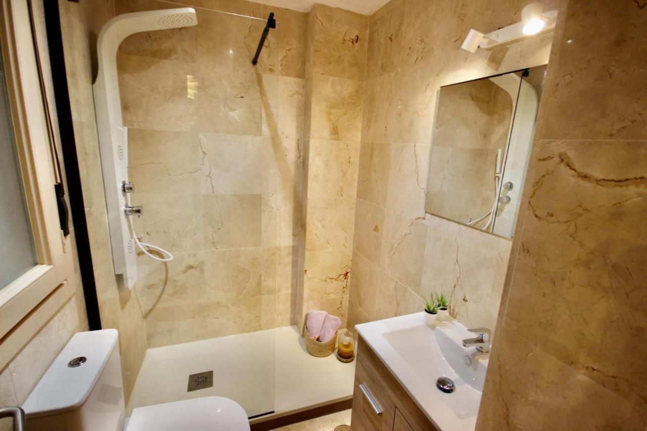 Cervantes Apartment Málaga Buitenkant foto